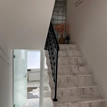 アパート 47 Heaven Luxury House