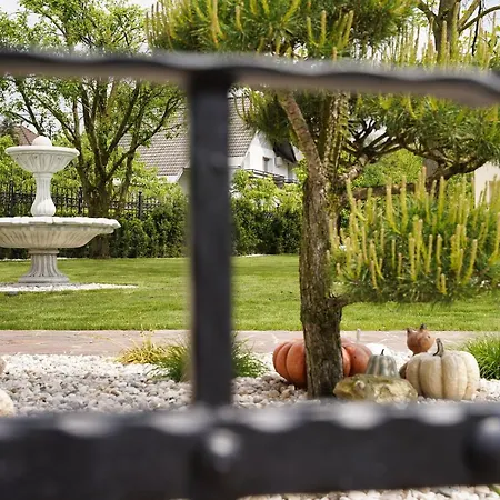 47 Heaven Luxury House