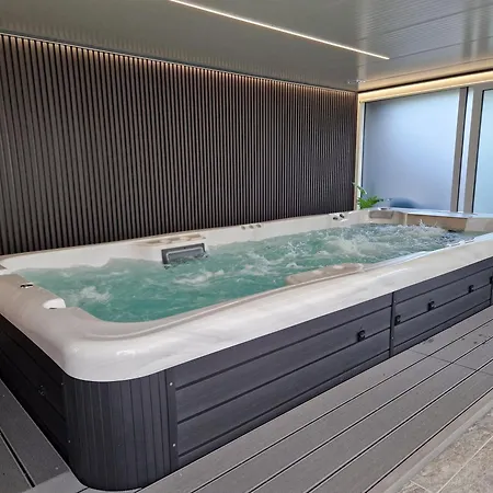 47 Heaven Luxury House