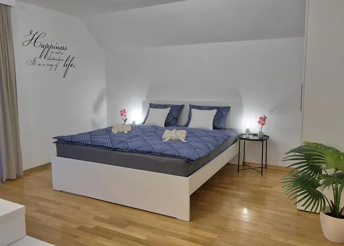 47 Heaven Luxury House