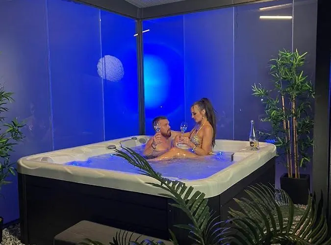 47 Heaven Luxury House アパート *