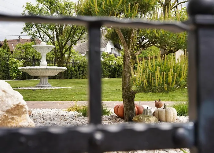 47 Heaven Luxury House